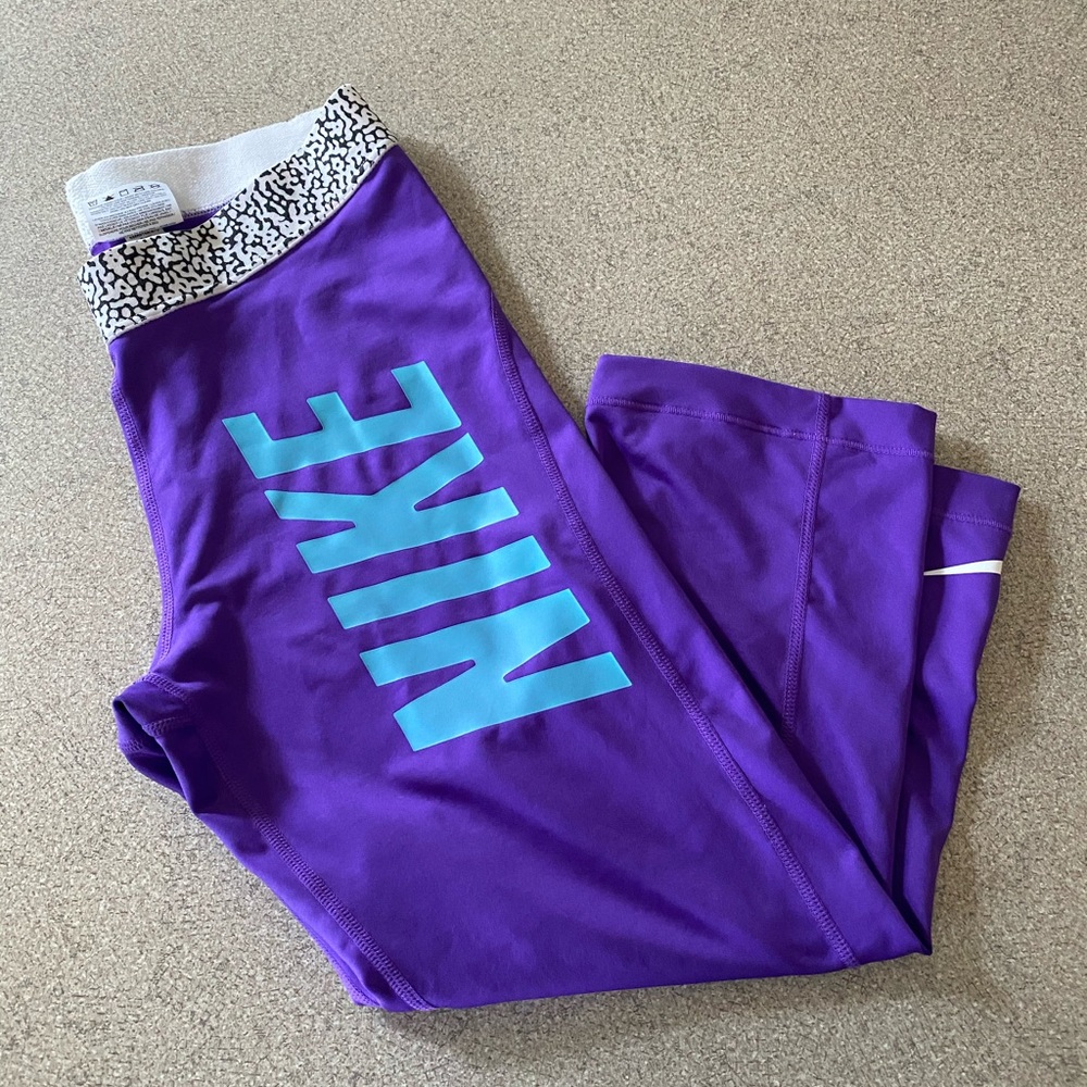 Nike Pro Cropped Leggings